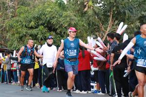 BIB: 4533, 42617, 81410
                            <button type="button" onclick="openModal(12003960)" class="btn btn-primary btn-sm float-right btn-popup" data-toggle="modal" data-target=".modal-high-quality">
                        <i class="fas fa-shopping-cart"></i> Add to Cart
                    </button>
                                            <button type="button" onclick="isThisMe(12003960, true)" class="btn btn-success btn-sm float-right btn-popup btn-isme hidden" data-toggle="tooltip" data-placement="bottom" title="นี่คือรูปของคุณใช่ไหม คลิกที่นี่เพื่อเอาเข้าอัลบั้ม">
                        <i class="fas fa-plus"></i> Add to album
                    </button>
                    <button type="button" onclick="isThisMe(12003960, false)" class="btn btn-warning btn-sm float-right btn-popup btn-isnotme hidden">
                        <i class="fas fa-ban"></i> Remove from album
                    </button>