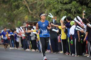 BIB: 44999
                            <button type="button" onclick="openModal(11492331)" class="btn btn-primary btn-sm float-right btn-popup" data-toggle="modal" data-target=".modal-high-quality">
                        <i class="fas fa-shopping-cart"></i> Add to Cart
                    </button>
                                            <button type="button" onclick="isThisMe(11492331, true)" class="btn btn-success btn-sm float-right btn-popup btn-isme hidden" data-toggle="tooltip" data-placement="bottom" title="นี่คือรูปของคุณใช่ไหม คลิกที่นี่เพื่อเอาเข้าอัลบั้ม">
                        <i class="fas fa-plus"></i> Add to album
                    </button>
                    <button type="button" onclick="isThisMe(11492331, false)" class="btn btn-warning btn-sm float-right btn-popup btn-isnotme hidden">
                        <i class="fas fa-ban"></i> Remove from album
                    </button>