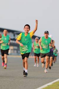 BIB: 50214, 50057
                            <button type="button" onclick="openModal(11998165)" class="btn btn-primary btn-sm float-right btn-popup" data-toggle="modal" data-target=".modal-high-quality">
                        <i class="fas fa-shopping-cart"></i> Add to Cart
                    </button>
                                            <button type="button" onclick="isThisMe(11998165, true)" class="btn btn-success btn-sm float-right btn-popup btn-isme hidden" data-toggle="tooltip" data-placement="bottom" title="นี่คือรูปของคุณใช่ไหม คลิกที่นี่เพื่อเอาเข้าอัลบั้ม">
                        <i class="fas fa-plus"></i> Add to album
                    </button>
                    <button type="button" onclick="isThisMe(11998165, false)" class="btn btn-warning btn-sm float-right btn-popup btn-isnotme hidden">
                        <i class="fas fa-ban"></i> Remove from album
                    </button>