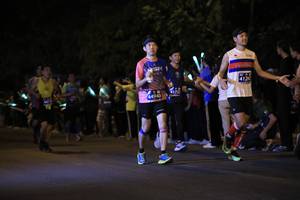 BIB: 4128, 4172, 44940
                            <button type="button" onclick="openModal(11886075)" class="btn btn-primary btn-sm float-right btn-popup" data-toggle="modal" data-target=".modal-high-quality">
                        <i class="fas fa-shopping-cart"></i> Add to Cart
                    </button>
                                            <button type="button" onclick="isThisMe(11886075, true)" class="btn btn-success btn-sm float-right btn-popup btn-isme hidden" data-toggle="tooltip" data-placement="bottom" title="นี่คือรูปของคุณใช่ไหม คลิกที่นี่เพื่อเอาเข้าอัลบั้ม">
                        <i class="fas fa-plus"></i> Add to album
                    </button>
                    <button type="button" onclick="isThisMe(11886075, false)" class="btn btn-warning btn-sm float-right btn-popup btn-isnotme hidden">
                        <i class="fas fa-ban"></i> Remove from album
                    </button>