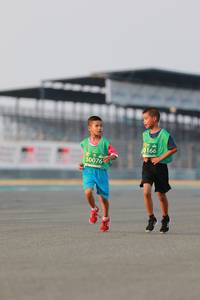 BIB: 0166, 50076
                            <button type="button" onclick="openModal(11988821)" class="btn btn-primary btn-sm float-right btn-popup" data-toggle="modal" data-target=".modal-high-quality">
                        <i class="fas fa-shopping-cart"></i> Add to Cart
                    </button>
                                            <button type="button" onclick="isThisMe(11988821, true)" class="btn btn-success btn-sm float-right btn-popup btn-isme hidden" data-toggle="tooltip" data-placement="bottom" title="นี่คือรูปของคุณใช่ไหม คลิกที่นี่เพื่อเอาเข้าอัลบั้ม">
                        <i class="fas fa-plus"></i> Add to album
                    </button>
                    <button type="button" onclick="isThisMe(11988821, false)" class="btn btn-warning btn-sm float-right btn-popup btn-isnotme hidden">
                        <i class="fas fa-ban"></i> Remove from album
                    </button>