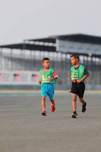 BIB: 0166, 5007
                            <button type="button" onclick="openModal(11988833)" class="btn btn-primary btn-sm float-right btn-popup" data-toggle="modal" data-target=".modal-high-quality">
                        <i class="fas fa-shopping-cart"></i> Add to Cart
                    </button>
                                            <button type="button" onclick="isThisMe(11988833, true)" class="btn btn-success btn-sm float-right btn-popup btn-isme hidden" data-toggle="tooltip" data-placement="bottom" title="นี่คือรูปของคุณใช่ไหม คลิกที่นี่เพื่อเอาเข้าอัลบั้ม">
                        <i class="fas fa-plus"></i> Add to album
                    </button>
                    <button type="button" onclick="isThisMe(11988833, false)" class="btn btn-warning btn-sm float-right btn-popup btn-isnotme hidden">
                        <i class="fas fa-ban"></i> Remove from album
                    </button>