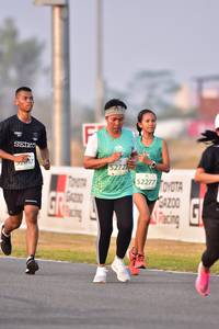 BIB: 5272, 52277
                            <button type="button" onclick="openModal(10551624)" class="btn btn-primary btn-sm float-right btn-popup" data-toggle="modal" data-target=".modal-high-quality">
                        <i class="fas fa-shopping-cart"></i> Add to Cart
                    </button>
                                            <button type="button" onclick="isThisMe(10551624, true)" class="btn btn-success btn-sm float-right btn-popup btn-isme hidden" data-toggle="tooltip" data-placement="bottom" title="นี่คือรูปของคุณใช่ไหม คลิกที่นี่เพื่อเอาเข้าอัลบั้ม">
                        <i class="fas fa-plus"></i> Add to album
                    </button>
                    <button type="button" onclick="isThisMe(10551624, false)" class="btn btn-warning btn-sm float-right btn-popup btn-isnotme hidden">
                        <i class="fas fa-ban"></i> Remove from album
                    </button>