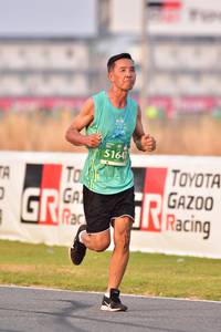 BIB: 5164
                            <button type="button" onclick="openModal(10550553)" class="btn btn-primary btn-sm float-right btn-popup" data-toggle="modal" data-target=".modal-high-quality">
                        <i class="fas fa-shopping-cart"></i> Add to Cart
                    </button>
                                            <button type="button" onclick="isThisMe(10550553, true)" class="btn btn-success btn-sm float-right btn-popup btn-isme hidden" data-toggle="tooltip" data-placement="bottom" title="นี่คือรูปของคุณใช่ไหม คลิกที่นี่เพื่อเอาเข้าอัลบั้ม">
                        <i class="fas fa-plus"></i> Add to album
                    </button>
                    <button type="button" onclick="isThisMe(10550553, false)" class="btn btn-warning btn-sm float-right btn-popup btn-isnotme hidden">
                        <i class="fas fa-ban"></i> Remove from album
                    </button>