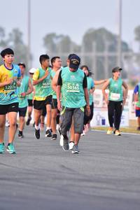 BIB: 50200, 52076, 50165
                            <button type="button" onclick="openModal(12079942)" class="btn btn-primary btn-sm float-right btn-popup" data-toggle="modal" data-target=".modal-high-quality">
                        <i class="fas fa-shopping-cart"></i> Add to Cart
                    </button>
                                            <button type="button" onclick="isThisMe(12079942, true)" class="btn btn-success btn-sm float-right btn-popup btn-isme hidden" data-toggle="tooltip" data-placement="bottom" title="นี่คือรูปของคุณใช่ไหม คลิกที่นี่เพื่อเอาเข้าอัลบั้ม">
                        <i class="fas fa-plus"></i> Add to album
                    </button>
                    <button type="button" onclick="isThisMe(12079942, false)" class="btn btn-warning btn-sm float-right btn-popup btn-isnotme hidden">
                        <i class="fas fa-ban"></i> Remove from album
                    </button>