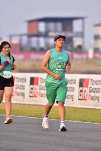 BIB: 50101, 52353, 200
                            <button type="button" onclick="openModal(10555993)" class="btn btn-primary btn-sm float-right btn-popup" data-toggle="modal" data-target=".modal-high-quality">
                        <i class="fas fa-shopping-cart"></i> Add to Cart
                    </button>
                                            <button type="button" onclick="isThisMe(10555993, true)" class="btn btn-success btn-sm float-right btn-popup btn-isme hidden" data-toggle="tooltip" data-placement="bottom" title="นี่คือรูปของคุณใช่ไหม คลิกที่นี่เพื่อเอาเข้าอัลบั้ม">
                        <i class="fas fa-plus"></i> Add to album
                    </button>
                    <button type="button" onclick="isThisMe(10555993, false)" class="btn btn-warning btn-sm float-right btn-popup btn-isnotme hidden">
                        <i class="fas fa-ban"></i> Remove from album
                    </button>