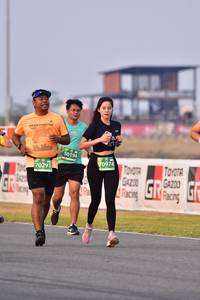 BIB: 50194, 0974, 70291
                            <button type="button" onclick="openModal(11970784)" class="btn btn-primary btn-sm float-right btn-popup" data-toggle="modal" data-target=".modal-high-quality">
                        <i class="fas fa-shopping-cart"></i> Add to Cart
                    </button>
                                            <button type="button" onclick="isThisMe(11970784, true)" class="btn btn-success btn-sm float-right btn-popup btn-isme hidden" data-toggle="tooltip" data-placement="bottom" title="นี่คือรูปของคุณใช่ไหม คลิกที่นี่เพื่อเอาเข้าอัลบั้ม">
                        <i class="fas fa-plus"></i> Add to album
                    </button>
                    <button type="button" onclick="isThisMe(11970784, false)" class="btn btn-warning btn-sm float-right btn-popup btn-isnotme hidden">
                        <i class="fas fa-ban"></i> Remove from album
                    </button>