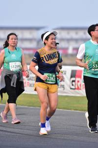 BIB: 51299, 0282
                            <button type="button" onclick="openModal(12212931)" class="btn btn-primary btn-sm float-right btn-popup" data-toggle="modal" data-target=".modal-high-quality">
                        <i class="fas fa-shopping-cart"></i> Add to Cart
                    </button>
                                            <button type="button" onclick="isThisMe(12212931, true)" class="btn btn-success btn-sm float-right btn-popup btn-isme hidden" data-toggle="tooltip" data-placement="bottom" title="นี่คือรูปของคุณใช่ไหม คลิกที่นี่เพื่อเอาเข้าอัลบั้ม">
                        <i class="fas fa-plus"></i> Add to album
                    </button>
                    <button type="button" onclick="isThisMe(12212931, false)" class="btn btn-warning btn-sm float-right btn-popup btn-isnotme hidden">
                        <i class="fas fa-ban"></i> Remove from album
                    </button>