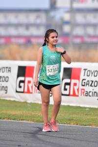 BIB: 200, 52332
                            <button type="button" onclick="openModal(12205860)" class="btn btn-primary btn-sm float-right btn-popup" data-toggle="modal" data-target=".modal-high-quality">
                        <i class="fas fa-shopping-cart"></i> Add to Cart
                    </button>
                                            <button type="button" onclick="isThisMe(12205860, true)" class="btn btn-success btn-sm float-right btn-popup btn-isme hidden" data-toggle="tooltip" data-placement="bottom" title="นี่คือรูปของคุณใช่ไหม คลิกที่นี่เพื่อเอาเข้าอัลบั้ม">
                        <i class="fas fa-plus"></i> Add to album
                    </button>
                    <button type="button" onclick="isThisMe(12205860, false)" class="btn btn-warning btn-sm float-right btn-popup btn-isnotme hidden">
                        <i class="fas fa-ban"></i> Remove from album
                    </button>