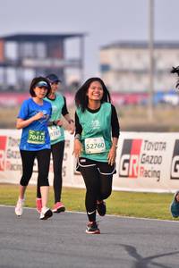 BIB: 0747, 70412, 52760
                            <button type="button" onclick="openModal(10555839)" class="btn btn-primary btn-sm float-right btn-popup" data-toggle="modal" data-target=".modal-high-quality">
                        <i class="fas fa-shopping-cart"></i> Add to Cart
                    </button>
                                            <button type="button" onclick="isThisMe(10555839, true)" class="btn btn-success btn-sm float-right btn-popup btn-isme hidden" data-toggle="tooltip" data-placement="bottom" title="นี่คือรูปของคุณใช่ไหม คลิกที่นี่เพื่อเอาเข้าอัลบั้ม">
                        <i class="fas fa-plus"></i> Add to album
                    </button>
                    <button type="button" onclick="isThisMe(10555839, false)" class="btn btn-warning btn-sm float-right btn-popup btn-isnotme hidden">
                        <i class="fas fa-ban"></i> Remove from album
                    </button>