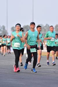 BIB: 5325, 52668, 51744
                            <button type="button" onclick="openModal(12086409)" class="btn btn-primary btn-sm float-right btn-popup" data-toggle="modal" data-target=".modal-high-quality">
                        <i class="fas fa-shopping-cart"></i> Add to Cart
                    </button>
                                            <button type="button" onclick="isThisMe(12086409, true)" class="btn btn-success btn-sm float-right btn-popup btn-isme hidden" data-toggle="tooltip" data-placement="bottom" title="นี่คือรูปของคุณใช่ไหม คลิกที่นี่เพื่อเอาเข้าอัลบั้ม">
                        <i class="fas fa-plus"></i> Add to album
                    </button>
                    <button type="button" onclick="isThisMe(12086409, false)" class="btn btn-warning btn-sm float-right btn-popup btn-isnotme hidden">
                        <i class="fas fa-ban"></i> Remove from album
                    </button>