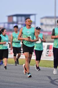 BIB: 
                            <button type="button" onclick="openModal(12217556)" class="btn btn-primary btn-sm float-right btn-popup" data-toggle="modal" data-target=".modal-high-quality">
                        <i class="fas fa-shopping-cart"></i> Add to Cart
                    </button>
                                            <button type="button" onclick="isThisMe(12217556, true)" class="btn btn-success btn-sm float-right btn-popup btn-isme hidden" data-toggle="tooltip" data-placement="bottom" title="นี่คือรูปของคุณใช่ไหม คลิกที่นี่เพื่อเอาเข้าอัลบั้ม">
                        <i class="fas fa-plus"></i> Add to album
                    </button>
                    <button type="button" onclick="isThisMe(12217556, false)" class="btn btn-warning btn-sm float-right btn-popup btn-isnotme hidden">
                        <i class="fas fa-ban"></i> Remove from album
                    </button>