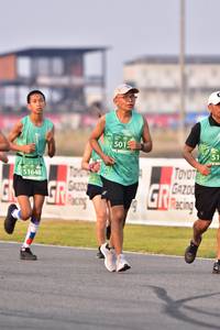 BIB: 501, 51648
                            <button type="button" onclick="openModal(10550697)" class="btn btn-primary btn-sm float-right btn-popup" data-toggle="modal" data-target=".modal-high-quality">
                        <i class="fas fa-shopping-cart"></i> Add to Cart
                    </button>
                                            <button type="button" onclick="isThisMe(10550697, true)" class="btn btn-success btn-sm float-right btn-popup btn-isme hidden" data-toggle="tooltip" data-placement="bottom" title="นี่คือรูปของคุณใช่ไหม คลิกที่นี่เพื่อเอาเข้าอัลบั้ม">
                        <i class="fas fa-plus"></i> Add to album
                    </button>
                    <button type="button" onclick="isThisMe(10550697, false)" class="btn btn-warning btn-sm float-right btn-popup btn-isnotme hidden">
                        <i class="fas fa-ban"></i> Remove from album
                    </button>