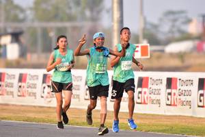 BIB: 52994, 0930, 51890
                            <button type="button" onclick="openModal(10546647)" class="btn btn-primary btn-sm float-right btn-popup" data-toggle="modal" data-target=".modal-high-quality">
                        <i class="fas fa-shopping-cart"></i> Add to Cart
                    </button>
                                            <button type="button" onclick="isThisMe(10546647, true)" class="btn btn-success btn-sm float-right btn-popup btn-isme hidden" data-toggle="tooltip" data-placement="bottom" title="นี่คือรูปของคุณใช่ไหม คลิกที่นี่เพื่อเอาเข้าอัลบั้ม">
                        <i class="fas fa-plus"></i> Add to album
                    </button>
                    <button type="button" onclick="isThisMe(10546647, false)" class="btn btn-warning btn-sm float-right btn-popup btn-isnotme hidden">
                        <i class="fas fa-ban"></i> Remove from album
                    </button>