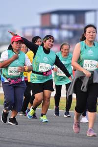 BIB: 51299, 83397, 531, 50949
                            <button type="button" onclick="openModal(12212637)" class="btn btn-primary btn-sm float-right btn-popup" data-toggle="modal" data-target=".modal-high-quality">
                        <i class="fas fa-shopping-cart"></i> Add to Cart
                    </button>
                                            <button type="button" onclick="isThisMe(12212637, true)" class="btn btn-success btn-sm float-right btn-popup btn-isme hidden" data-toggle="tooltip" data-placement="bottom" title="นี่คือรูปของคุณใช่ไหม คลิกที่นี่เพื่อเอาเข้าอัลบั้ม">
                        <i class="fas fa-plus"></i> Add to album
                    </button>
                    <button type="button" onclick="isThisMe(12212637, false)" class="btn btn-warning btn-sm float-right btn-popup btn-isnotme hidden">
                        <i class="fas fa-ban"></i> Remove from album
                    </button>