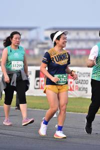 BIB: 51299, 282
                            <button type="button" onclick="openModal(12213021)" class="btn btn-primary btn-sm float-right btn-popup" data-toggle="modal" data-target=".modal-high-quality">
                        <i class="fas fa-shopping-cart"></i> Add to Cart
                    </button>
                                            <button type="button" onclick="isThisMe(12213021, true)" class="btn btn-success btn-sm float-right btn-popup btn-isme hidden" data-toggle="tooltip" data-placement="bottom" title="นี่คือรูปของคุณใช่ไหม คลิกที่นี่เพื่อเอาเข้าอัลบั้ม">
                        <i class="fas fa-plus"></i> Add to album
                    </button>
                    <button type="button" onclick="isThisMe(12213021, false)" class="btn btn-warning btn-sm float-right btn-popup btn-isnotme hidden">
                        <i class="fas fa-ban"></i> Remove from album
                    </button>