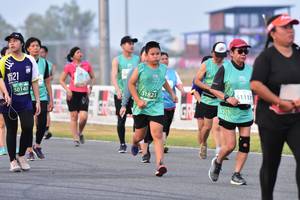 BIB: 50140, 1823, 51117
                            <button type="button" onclick="openModal(12231134)" class="btn btn-primary btn-sm float-right btn-popup" data-toggle="modal" data-target=".modal-high-quality">
                        <i class="fas fa-shopping-cart"></i> Add to Cart
                    </button>
                                            <button type="button" onclick="isThisMe(12231134, true)" class="btn btn-success btn-sm float-right btn-popup btn-isme hidden" data-toggle="tooltip" data-placement="bottom" title="นี่คือรูปของคุณใช่ไหม คลิกที่นี่เพื่อเอาเข้าอัลบั้ม">
                        <i class="fas fa-plus"></i> Add to album
                    </button>
                    <button type="button" onclick="isThisMe(12231134, false)" class="btn btn-warning btn-sm float-right btn-popup btn-isnotme hidden">
                        <i class="fas fa-ban"></i> Remove from album
                    </button>