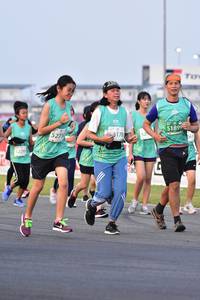 BIB: 51899, 5273, 178, 061, 5229
                            <button type="button" onclick="openModal(12193811)" class="btn btn-primary btn-sm float-right btn-popup" data-toggle="modal" data-target=".modal-high-quality">
                        <i class="fas fa-shopping-cart"></i> Add to Cart
                    </button>
                                            <button type="button" onclick="isThisMe(12193811, true)" class="btn btn-success btn-sm float-right btn-popup btn-isme hidden" data-toggle="tooltip" data-placement="bottom" title="นี่คือรูปของคุณใช่ไหม คลิกที่นี่เพื่อเอาเข้าอัลบั้ม">
                        <i class="fas fa-plus"></i> Add to album
                    </button>
                    <button type="button" onclick="isThisMe(12193811, false)" class="btn btn-warning btn-sm float-right btn-popup btn-isnotme hidden">
                        <i class="fas fa-ban"></i> Remove from album
                    </button>