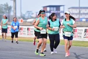 BIB: 1332, 52563, 52477
                            <button type="button" onclick="openModal(12262300)" class="btn btn-primary btn-sm float-right btn-popup" data-toggle="modal" data-target=".modal-high-quality">
                        <i class="fas fa-shopping-cart"></i> Add to Cart
                    </button>
                                            <button type="button" onclick="isThisMe(12262300, true)" class="btn btn-success btn-sm float-right btn-popup btn-isme hidden" data-toggle="tooltip" data-placement="bottom" title="นี่คือรูปของคุณใช่ไหม คลิกที่นี่เพื่อเอาเข้าอัลบั้ม">
                        <i class="fas fa-plus"></i> Add to album
                    </button>
                    <button type="button" onclick="isThisMe(12262300, false)" class="btn btn-warning btn-sm float-right btn-popup btn-isnotme hidden">
                        <i class="fas fa-ban"></i> Remove from album
                    </button>