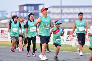 BIB: 51794, 511811, 52733, 53285, 51513
                            <button type="button" onclick="openModal(12253972)" class="btn btn-primary btn-sm float-right btn-popup" data-toggle="modal" data-target=".modal-high-quality">
                        <i class="fas fa-shopping-cart"></i> Add to Cart
                    </button>
                                            <button type="button" onclick="isThisMe(12253972, true)" class="btn btn-success btn-sm float-right btn-popup btn-isme hidden" data-toggle="tooltip" data-placement="bottom" title="นี่คือรูปของคุณใช่ไหม คลิกที่นี่เพื่อเอาเข้าอัลบั้ม">
                        <i class="fas fa-plus"></i> Add to album
                    </button>
                    <button type="button" onclick="isThisMe(12253972, false)" class="btn btn-warning btn-sm float-right btn-popup btn-isnotme hidden">
                        <i class="fas fa-ban"></i> Remove from album
                    </button>