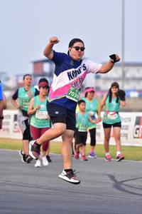 BIB: 7030, 0717
                            <button type="button" onclick="openModal(12134181)" class="btn btn-primary btn-sm float-right btn-popup" data-toggle="modal" data-target=".modal-high-quality">
                        <i class="fas fa-shopping-cart"></i> Add to Cart
                    </button>
                                            <button type="button" onclick="isThisMe(12134181, true)" class="btn btn-success btn-sm float-right btn-popup btn-isme hidden" data-toggle="tooltip" data-placement="bottom" title="นี่คือรูปของคุณใช่ไหม คลิกที่นี่เพื่อเอาเข้าอัลบั้ม">
                        <i class="fas fa-plus"></i> Add to album
                    </button>
                    <button type="button" onclick="isThisMe(12134181, false)" class="btn btn-warning btn-sm float-right btn-popup btn-isnotme hidden">
                        <i class="fas fa-ban"></i> Remove from album
                    </button>