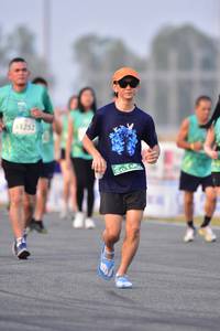 BIB: 53252
                            <button type="button" onclick="openModal(12082936)" class="btn btn-primary btn-sm float-right btn-popup" data-toggle="modal" data-target=".modal-high-quality">
                        <i class="fas fa-shopping-cart"></i> Add to Cart
                    </button>
                                            <button type="button" onclick="isThisMe(12082936, true)" class="btn btn-success btn-sm float-right btn-popup btn-isme hidden" data-toggle="tooltip" data-placement="bottom" title="นี่คือรูปของคุณใช่ไหม คลิกที่นี่เพื่อเอาเข้าอัลบั้ม">
                        <i class="fas fa-plus"></i> Add to album
                    </button>
                    <button type="button" onclick="isThisMe(12082936, false)" class="btn btn-warning btn-sm float-right btn-popup btn-isnotme hidden">
                        <i class="fas fa-ban"></i> Remove from album
                    </button>