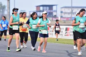 BIB: 53161, 52283, 5135, 52563, 5247
                            <button type="button" onclick="openModal(12261023)" class="btn btn-primary btn-sm float-right btn-popup" data-toggle="modal" data-target=".modal-high-quality">
                        <i class="fas fa-shopping-cart"></i> Add to Cart
                    </button>
                                            <button type="button" onclick="isThisMe(12261023, true)" class="btn btn-success btn-sm float-right btn-popup btn-isme hidden" data-toggle="tooltip" data-placement="bottom" title="นี่คือรูปของคุณใช่ไหม คลิกที่นี่เพื่อเอาเข้าอัลบั้ม">
                        <i class="fas fa-plus"></i> Add to album
                    </button>
                    <button type="button" onclick="isThisMe(12261023, false)" class="btn btn-warning btn-sm float-right btn-popup btn-isnotme hidden">
                        <i class="fas fa-ban"></i> Remove from album
                    </button>