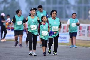 BIB: 52567, 53330, 52261
                            <button type="button" onclick="openModal(12531931)" class="btn btn-primary btn-sm float-right btn-popup" data-toggle="modal" data-target=".modal-high-quality">
                        <i class="fas fa-shopping-cart"></i> Add to Cart
                    </button>
                                            <button type="button" onclick="isThisMe(12531931, true)" class="btn btn-success btn-sm float-right btn-popup btn-isme hidden" data-toggle="tooltip" data-placement="bottom" title="นี่คือรูปของคุณใช่ไหม คลิกที่นี่เพื่อเอาเข้าอัลบั้ม">
                        <i class="fas fa-plus"></i> Add to album
                    </button>
                    <button type="button" onclick="isThisMe(12531931, false)" class="btn btn-warning btn-sm float-right btn-popup btn-isnotme hidden">
                        <i class="fas fa-ban"></i> Remove from album
                    </button>
