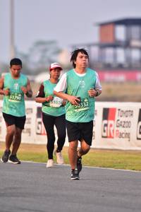 BIB: 1790, 102, 50332
                            <button type="button" onclick="openModal(10553275)" class="btn btn-primary btn-sm float-right btn-popup" data-toggle="modal" data-target=".modal-high-quality">
                        <i class="fas fa-shopping-cart"></i> Add to Cart
                    </button>
                                            <button type="button" onclick="isThisMe(10553275, true)" class="btn btn-success btn-sm float-right btn-popup btn-isme hidden" data-toggle="tooltip" data-placement="bottom" title="นี่คือรูปของคุณใช่ไหม คลิกที่นี่เพื่อเอาเข้าอัลบั้ม">
                        <i class="fas fa-plus"></i> Add to album
                    </button>
                    <button type="button" onclick="isThisMe(10553275, false)" class="btn btn-warning btn-sm float-right btn-popup btn-isnotme hidden">
                        <i class="fas fa-ban"></i> Remove from album
                    </button>