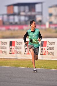 BIB: 5165
                            <button type="button" onclick="openModal(10548661)" class="btn btn-primary btn-sm float-right btn-popup" data-toggle="modal" data-target=".modal-high-quality">
                        <i class="fas fa-shopping-cart"></i> Add to Cart
                    </button>
                                            <button type="button" onclick="isThisMe(10548661, true)" class="btn btn-success btn-sm float-right btn-popup btn-isme hidden" data-toggle="tooltip" data-placement="bottom" title="นี่คือรูปของคุณใช่ไหม คลิกที่นี่เพื่อเอาเข้าอัลบั้ม">
                        <i class="fas fa-plus"></i> Add to album
                    </button>
                    <button type="button" onclick="isThisMe(10548661, false)" class="btn btn-warning btn-sm float-right btn-popup btn-isnotme hidden">
                        <i class="fas fa-ban"></i> Remove from album
                    </button>