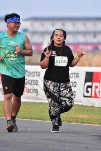 BIB: 50467, 51341
                            <button type="button" onclick="openModal(12206098)" class="btn btn-primary btn-sm float-right btn-popup" data-toggle="modal" data-target=".modal-high-quality">
                        <i class="fas fa-shopping-cart"></i> Add to Cart
                    </button>
                                            <button type="button" onclick="isThisMe(12206098, true)" class="btn btn-success btn-sm float-right btn-popup btn-isme hidden" data-toggle="tooltip" data-placement="bottom" title="นี่คือรูปของคุณใช่ไหม คลิกที่นี่เพื่อเอาเข้าอัลบั้ม">
                        <i class="fas fa-plus"></i> Add to album
                    </button>
                    <button type="button" onclick="isThisMe(12206098, false)" class="btn btn-warning btn-sm float-right btn-popup btn-isnotme hidden">
                        <i class="fas fa-ban"></i> Remove from album
                    </button>