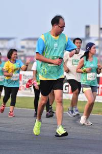 BIB: 5042, 52637
                            <button type="button" onclick="openModal(12208997)" class="btn btn-primary btn-sm float-right btn-popup" data-toggle="modal" data-target=".modal-high-quality">
                        <i class="fas fa-shopping-cart"></i> Add to Cart
                    </button>
                                            <button type="button" onclick="isThisMe(12208997, true)" class="btn btn-success btn-sm float-right btn-popup btn-isme hidden" data-toggle="tooltip" data-placement="bottom" title="นี่คือรูปของคุณใช่ไหม คลิกที่นี่เพื่อเอาเข้าอัลบั้ม">
                        <i class="fas fa-plus"></i> Add to album
                    </button>
                    <button type="button" onclick="isThisMe(12208997, false)" class="btn btn-warning btn-sm float-right btn-popup btn-isnotme hidden">
                        <i class="fas fa-ban"></i> Remove from album
                    </button>