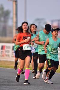 BIB: 1053, 52403, 50061
                            <button type="button" onclick="openModal(11991927)" class="btn btn-primary btn-sm float-right btn-popup" data-toggle="modal" data-target=".modal-high-quality">
                        <i class="fas fa-shopping-cart"></i> Add to Cart
                    </button>
                                            <button type="button" onclick="isThisMe(11991927, true)" class="btn btn-success btn-sm float-right btn-popup btn-isme hidden" data-toggle="tooltip" data-placement="bottom" title="นี่คือรูปของคุณใช่ไหม คลิกที่นี่เพื่อเอาเข้าอัลบั้ม">
                        <i class="fas fa-plus"></i> Add to album
                    </button>
                    <button type="button" onclick="isThisMe(11991927, false)" class="btn btn-warning btn-sm float-right btn-popup btn-isnotme hidden">
                        <i class="fas fa-ban"></i> Remove from album
                    </button>