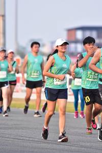 BIB: 72330, 525
                            <button type="button" onclick="openModal(12061640)" class="btn btn-primary btn-sm float-right btn-popup" data-toggle="modal" data-target=".modal-high-quality">
                        <i class="fas fa-shopping-cart"></i> Add to Cart
                    </button>
                                            <button type="button" onclick="isThisMe(12061640, true)" class="btn btn-success btn-sm float-right btn-popup btn-isme hidden" data-toggle="tooltip" data-placement="bottom" title="นี่คือรูปของคุณใช่ไหม คลิกที่นี่เพื่อเอาเข้าอัลบั้ม">
                        <i class="fas fa-plus"></i> Add to album
                    </button>
                    <button type="button" onclick="isThisMe(12061640, false)" class="btn btn-warning btn-sm float-right btn-popup btn-isnotme hidden">
                        <i class="fas fa-ban"></i> Remove from album
                    </button>