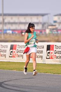 BIB: 52871
                            <button type="button" onclick="openModal(10552372)" class="btn btn-primary btn-sm float-right btn-popup" data-toggle="modal" data-target=".modal-high-quality">
                        <i class="fas fa-shopping-cart"></i> Add to Cart
                    </button>
                                            <button type="button" onclick="isThisMe(10552372, true)" class="btn btn-success btn-sm float-right btn-popup btn-isme hidden" data-toggle="tooltip" data-placement="bottom" title="นี่คือรูปของคุณใช่ไหม คลิกที่นี่เพื่อเอาเข้าอัลบั้ม">
                        <i class="fas fa-plus"></i> Add to album
                    </button>
                    <button type="button" onclick="isThisMe(10552372, false)" class="btn btn-warning btn-sm float-right btn-popup btn-isnotme hidden">
                        <i class="fas fa-ban"></i> Remove from album
                    </button>