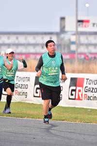 BIB: 52081, 50269
                            <button type="button" onclick="openModal(12064117)" class="btn btn-primary btn-sm float-right btn-popup" data-toggle="modal" data-target=".modal-high-quality">
                        <i class="fas fa-shopping-cart"></i> Add to Cart
                    </button>
                                            <button type="button" onclick="isThisMe(12064117, true)" class="btn btn-success btn-sm float-right btn-popup btn-isme hidden" data-toggle="tooltip" data-placement="bottom" title="นี่คือรูปของคุณใช่ไหม คลิกที่นี่เพื่อเอาเข้าอัลบั้ม">
                        <i class="fas fa-plus"></i> Add to album
                    </button>
                    <button type="button" onclick="isThisMe(12064117, false)" class="btn btn-warning btn-sm float-right btn-popup btn-isnotme hidden">
                        <i class="fas fa-ban"></i> Remove from album
                    </button>