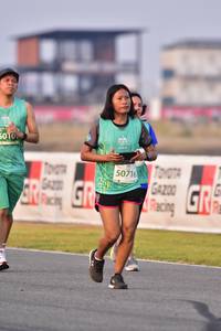 BIB: 5010, 50716
                            <button type="button" onclick="openModal(10555980)" class="btn btn-primary btn-sm float-right btn-popup" data-toggle="modal" data-target=".modal-high-quality">
                        <i class="fas fa-shopping-cart"></i> Add to Cart
                    </button>
                                            <button type="button" onclick="isThisMe(10555980, true)" class="btn btn-success btn-sm float-right btn-popup btn-isme hidden" data-toggle="tooltip" data-placement="bottom" title="นี่คือรูปของคุณใช่ไหม คลิกที่นี่เพื่อเอาเข้าอัลบั้ม">
                        <i class="fas fa-plus"></i> Add to album
                    </button>
                    <button type="button" onclick="isThisMe(10555980, false)" class="btn btn-warning btn-sm float-right btn-popup btn-isnotme hidden">
                        <i class="fas fa-ban"></i> Remove from album
                    </button>