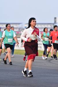 BIB: 15125, 53115, 200
                            <button type="button" onclick="openModal(12193743)" class="btn btn-primary btn-sm float-right btn-popup" data-toggle="modal" data-target=".modal-high-quality">
                        <i class="fas fa-shopping-cart"></i> Add to Cart
                    </button>
                                            <button type="button" onclick="isThisMe(12193743, true)" class="btn btn-success btn-sm float-right btn-popup btn-isme hidden" data-toggle="tooltip" data-placement="bottom" title="นี่คือรูปของคุณใช่ไหม คลิกที่นี่เพื่อเอาเข้าอัลบั้ม">
                        <i class="fas fa-plus"></i> Add to album
                    </button>
                    <button type="button" onclick="isThisMe(12193743, false)" class="btn btn-warning btn-sm float-right btn-popup btn-isnotme hidden">
                        <i class="fas fa-ban"></i> Remove from album
                    </button>