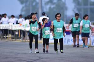 BIB: 130, 53021, 52567, 53330, 52261
                            <button type="button" onclick="openModal(12531904)" class="btn btn-primary btn-sm float-right btn-popup" data-toggle="modal" data-target=".modal-high-quality">
                        <i class="fas fa-shopping-cart"></i> Add to Cart
                    </button>
                                            <button type="button" onclick="isThisMe(12531904, true)" class="btn btn-success btn-sm float-right btn-popup btn-isme hidden" data-toggle="tooltip" data-placement="bottom" title="นี่คือรูปของคุณใช่ไหม คลิกที่นี่เพื่อเอาเข้าอัลบั้ม">
                        <i class="fas fa-plus"></i> Add to album
                    </button>
                    <button type="button" onclick="isThisMe(12531904, false)" class="btn btn-warning btn-sm float-right btn-popup btn-isnotme hidden">
                        <i class="fas fa-ban"></i> Remove from album
                    </button>