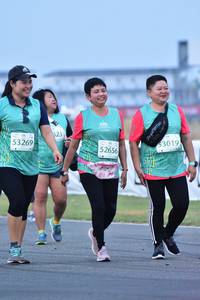 BIB: 323, 53269, 53019, 52656
                            <button type="button" onclick="openModal(12526999)" class="btn btn-primary btn-sm float-right btn-popup" data-toggle="modal" data-target=".modal-high-quality">
                        <i class="fas fa-shopping-cart"></i> Add to Cart
                    </button>
                                            <button type="button" onclick="isThisMe(12526999, true)" class="btn btn-success btn-sm float-right btn-popup btn-isme hidden" data-toggle="tooltip" data-placement="bottom" title="นี่คือรูปของคุณใช่ไหม คลิกที่นี่เพื่อเอาเข้าอัลบั้ม">
                        <i class="fas fa-plus"></i> Add to album
                    </button>
                    <button type="button" onclick="isThisMe(12526999, false)" class="btn btn-warning btn-sm float-right btn-popup btn-isnotme hidden">
                        <i class="fas fa-ban"></i> Remove from album
                    </button>