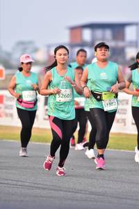 BIB: 52925, 52603, 1302
                            <button type="button" onclick="openModal(12064745)" class="btn btn-primary btn-sm float-right btn-popup" data-toggle="modal" data-target=".modal-high-quality">
                        <i class="fas fa-shopping-cart"></i> Add to Cart
                    </button>
                                            <button type="button" onclick="isThisMe(12064745, true)" class="btn btn-success btn-sm float-right btn-popup btn-isme hidden" data-toggle="tooltip" data-placement="bottom" title="นี่คือรูปของคุณใช่ไหม คลิกที่นี่เพื่อเอาเข้าอัลบั้ม">
                        <i class="fas fa-plus"></i> Add to album
                    </button>
                    <button type="button" onclick="isThisMe(12064745, false)" class="btn btn-warning btn-sm float-right btn-popup btn-isnotme hidden">
                        <i class="fas fa-ban"></i> Remove from album
                    </button>