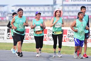 BIB: 50797, 50390, 51206, 51605
                            <button type="button" onclick="openModal(12279969)" class="btn btn-primary btn-sm float-right btn-popup" data-toggle="modal" data-target=".modal-high-quality">
                        <i class="fas fa-shopping-cart"></i> Add to Cart
                    </button>
                                            <button type="button" onclick="isThisMe(12279969, true)" class="btn btn-success btn-sm float-right btn-popup btn-isme hidden" data-toggle="tooltip" data-placement="bottom" title="นี่คือรูปของคุณใช่ไหม คลิกที่นี่เพื่อเอาเข้าอัลบั้ม">
                        <i class="fas fa-plus"></i> Add to album
                    </button>
                    <button type="button" onclick="isThisMe(12279969, false)" class="btn btn-warning btn-sm float-right btn-popup btn-isnotme hidden">
                        <i class="fas fa-ban"></i> Remove from album
                    </button>