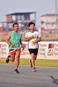 BIB: 0285
                            <button type="button" onclick="openModal(10548648)" class="btn btn-primary btn-sm float-right btn-popup" data-toggle="modal" data-target=".modal-high-quality">
                        <i class="fas fa-shopping-cart"></i> Add to Cart
                    </button>
                                            <button type="button" onclick="isThisMe(10548648, true)" class="btn btn-success btn-sm float-right btn-popup btn-isme hidden" data-toggle="tooltip" data-placement="bottom" title="นี่คือรูปของคุณใช่ไหม คลิกที่นี่เพื่อเอาเข้าอัลบั้ม">
                        <i class="fas fa-plus"></i> Add to album
                    </button>
                    <button type="button" onclick="isThisMe(10548648, false)" class="btn btn-warning btn-sm float-right btn-popup btn-isnotme hidden">
                        <i class="fas fa-ban"></i> Remove from album
                    </button>