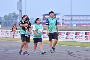 BIB: 52032, 53021, 
                            <button type="button" onclick="openModal(12532131)" class="btn btn-primary btn-sm float-right btn-popup" data-toggle="modal" data-target=".modal-high-quality">
                        <i class="fas fa-shopping-cart"></i> Add to Cart
                    </button>
                                            <button type="button" onclick="isThisMe(12532131, true)" class="btn btn-success btn-sm float-right btn-popup btn-isme hidden" data-toggle="tooltip" data-placement="bottom" title="นี่คือรูปของคุณใช่ไหม คลิกที่นี่เพื่อเอาเข้าอัลบั้ม">
                        <i class="fas fa-plus"></i> Add to album
                    </button>
                    <button type="button" onclick="isThisMe(12532131, false)" class="btn btn-warning btn-sm float-right btn-popup btn-isnotme hidden">
                        <i class="fas fa-ban"></i> Remove from album
                    </button>