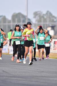 BIB: 431, 52757, 52409, 0674
                            <button type="button" onclick="openModal(12070847)" class="btn btn-primary btn-sm float-right btn-popup" data-toggle="modal" data-target=".modal-high-quality">
                        <i class="fas fa-shopping-cart"></i> Add to Cart
                    </button>
                                            <button type="button" onclick="isThisMe(12070847, true)" class="btn btn-success btn-sm float-right btn-popup btn-isme hidden" data-toggle="tooltip" data-placement="bottom" title="นี่คือรูปของคุณใช่ไหม คลิกที่นี่เพื่อเอาเข้าอัลบั้ม">
                        <i class="fas fa-plus"></i> Add to album
                    </button>
                    <button type="button" onclick="isThisMe(12070847, false)" class="btn btn-warning btn-sm float-right btn-popup btn-isnotme hidden">
                        <i class="fas fa-ban"></i> Remove from album
                    </button>