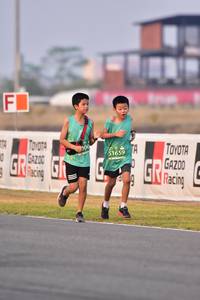 BIB: 51659
                            <button type="button" onclick="openModal(10556979)" class="btn btn-primary btn-sm float-right btn-popup" data-toggle="modal" data-target=".modal-high-quality">
                        <i class="fas fa-shopping-cart"></i> Add to Cart
                    </button>
                                            <button type="button" onclick="isThisMe(10556979, true)" class="btn btn-success btn-sm float-right btn-popup btn-isme hidden" data-toggle="tooltip" data-placement="bottom" title="นี่คือรูปของคุณใช่ไหม คลิกที่นี่เพื่อเอาเข้าอัลบั้ม">
                        <i class="fas fa-plus"></i> Add to album
                    </button>
                    <button type="button" onclick="isThisMe(10556979, false)" class="btn btn-warning btn-sm float-right btn-popup btn-isnotme hidden">
                        <i class="fas fa-ban"></i> Remove from album
                    </button>