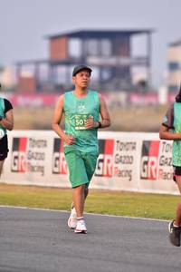 BIB: 200
                            <button type="button" onclick="openModal(10555978)" class="btn btn-primary btn-sm float-right btn-popup" data-toggle="modal" data-target=".modal-high-quality">
                        <i class="fas fa-shopping-cart"></i> Add to Cart
                    </button>
                                            <button type="button" onclick="isThisMe(10555978, true)" class="btn btn-success btn-sm float-right btn-popup btn-isme hidden" data-toggle="tooltip" data-placement="bottom" title="นี่คือรูปของคุณใช่ไหม คลิกที่นี่เพื่อเอาเข้าอัลบั้ม">
                        <i class="fas fa-plus"></i> Add to album
                    </button>
                    <button type="button" onclick="isThisMe(10555978, false)" class="btn btn-warning btn-sm float-right btn-popup btn-isnotme hidden">
                        <i class="fas fa-ban"></i> Remove from album
                    </button>