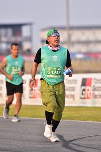 BIB: 51937
                            <button type="button" onclick="openModal(10548556)" class="btn btn-primary btn-sm float-right btn-popup" data-toggle="modal" data-target=".modal-high-quality">
                        <i class="fas fa-shopping-cart"></i> Add to Cart
                    </button>
                                            <button type="button" onclick="isThisMe(10548556, true)" class="btn btn-success btn-sm float-right btn-popup btn-isme hidden" data-toggle="tooltip" data-placement="bottom" title="นี่คือรูปของคุณใช่ไหม คลิกที่นี่เพื่อเอาเข้าอัลบั้ม">
                        <i class="fas fa-plus"></i> Add to album
                    </button>
                    <button type="button" onclick="isThisMe(10548556, false)" class="btn btn-warning btn-sm float-right btn-popup btn-isnotme hidden">
                        <i class="fas fa-ban"></i> Remove from album
                    </button>