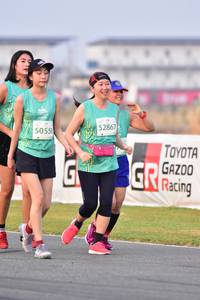 BIB: 52867, 5055, 
                            <button type="button" onclick="openModal(12096410)" class="btn btn-primary btn-sm float-right btn-popup" data-toggle="modal" data-target=".modal-high-quality">
                        <i class="fas fa-shopping-cart"></i> Add to Cart
                    </button>
                                            <button type="button" onclick="isThisMe(12096410, true)" class="btn btn-success btn-sm float-right btn-popup btn-isme hidden" data-toggle="tooltip" data-placement="bottom" title="นี่คือรูปของคุณใช่ไหม คลิกที่นี่เพื่อเอาเข้าอัลบั้ม">
                        <i class="fas fa-plus"></i> Add to album
                    </button>
                    <button type="button" onclick="isThisMe(12096410, false)" class="btn btn-warning btn-sm float-right btn-popup btn-isnotme hidden">
                        <i class="fas fa-ban"></i> Remove from album
                    </button>