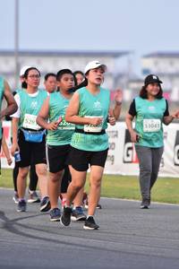 BIB: 53041, 528
                            <button type="button" onclick="openModal(12198547)" class="btn btn-primary btn-sm float-right btn-popup" data-toggle="modal" data-target=".modal-high-quality">
                        <i class="fas fa-shopping-cart"></i> Add to Cart
                    </button>
                                            <button type="button" onclick="isThisMe(12198547, true)" class="btn btn-success btn-sm float-right btn-popup btn-isme hidden" data-toggle="tooltip" data-placement="bottom" title="นี่คือรูปของคุณใช่ไหม คลิกที่นี่เพื่อเอาเข้าอัลบั้ม">
                        <i class="fas fa-plus"></i> Add to album
                    </button>
                    <button type="button" onclick="isThisMe(12198547, false)" class="btn btn-warning btn-sm float-right btn-popup btn-isnotme hidden">
                        <i class="fas fa-ban"></i> Remove from album
                    </button>